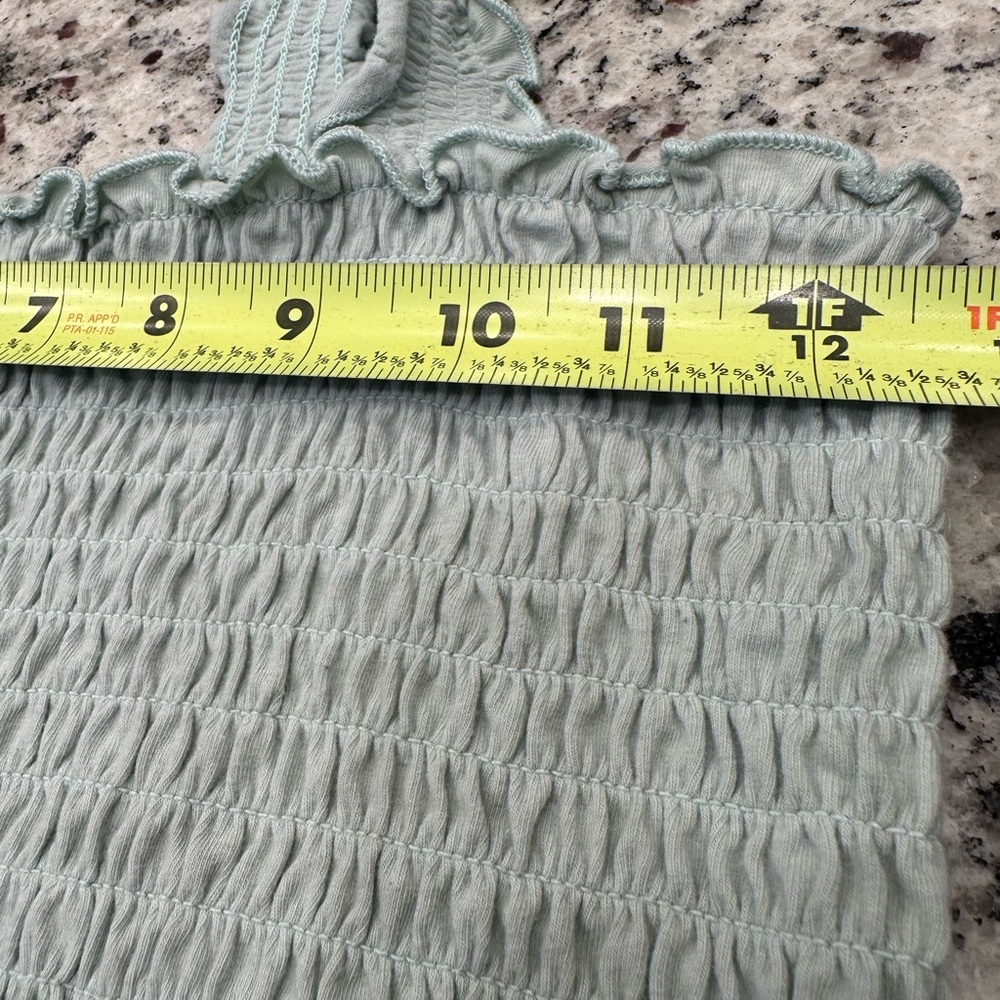 Hollister Light green Smocked Ruffle Strap Crop Tank - Picture 5 of 5